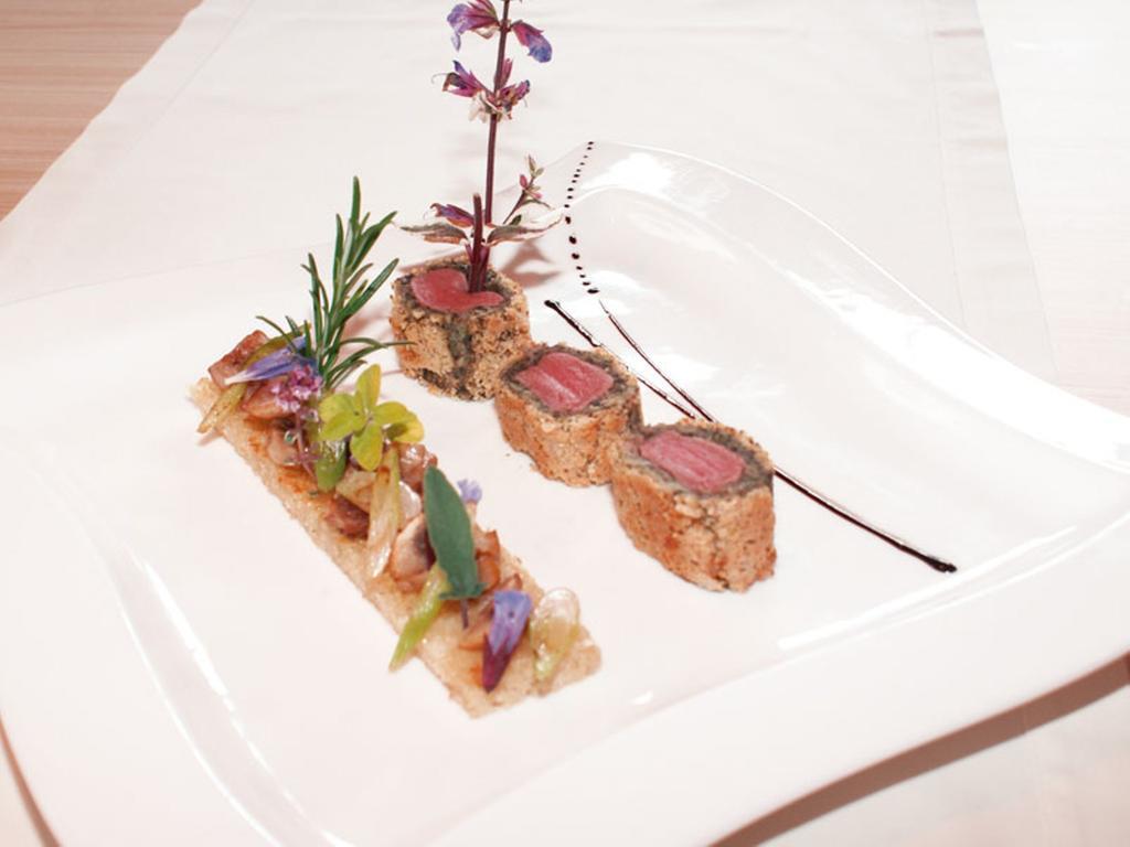 זאמנאון Hotel Des Alpes מראה חיצוני תמונה