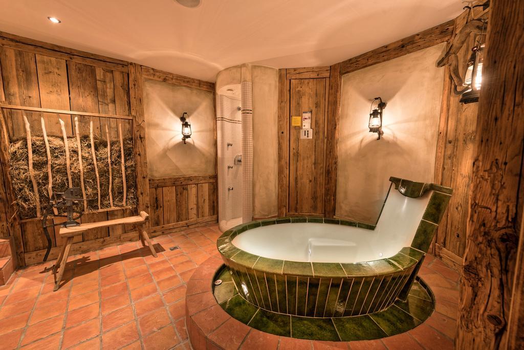 זאמנאון Hotel Des Alpes מראה חיצוני תמונה